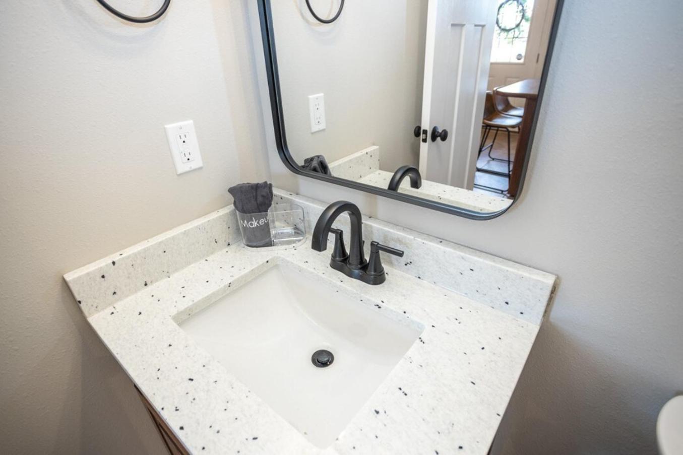 Tiny Home With Hot Tub Near Ft Leonard Wood! Waynesville Zewnętrze zdjęcie