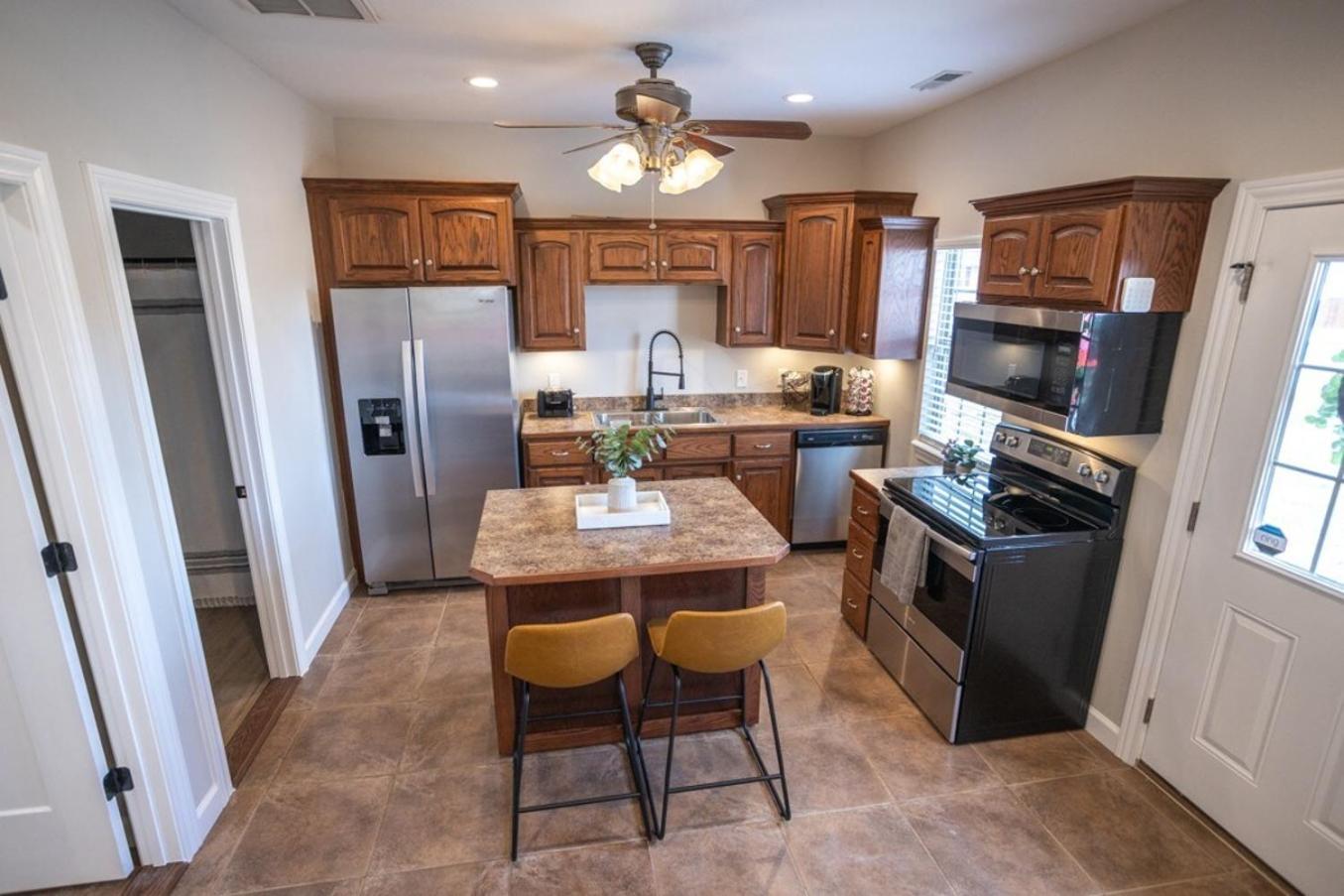 Tiny Home With Hot Tub Near Ft Leonard Wood! Waynesville Zewnętrze zdjęcie
