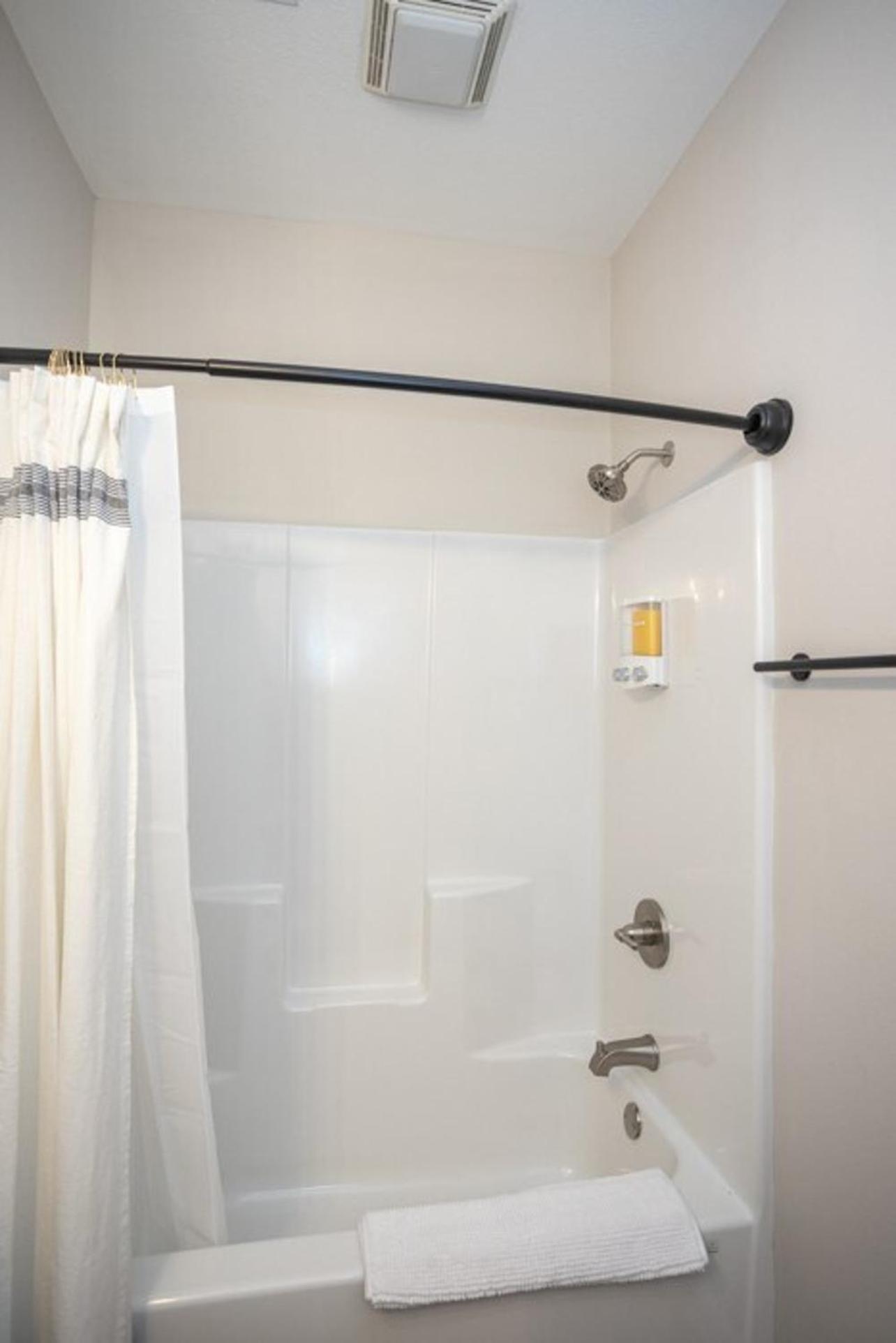 Tiny Home With Hot Tub Near Ft Leonard Wood! Waynesville Zewnętrze zdjęcie